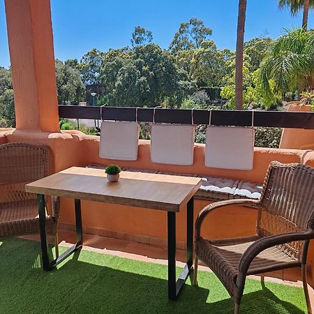 Luxury Apartment With Sea Views, Golf, Gym, Spa, 7 Pools Ojen Ngoại thất bức ảnh