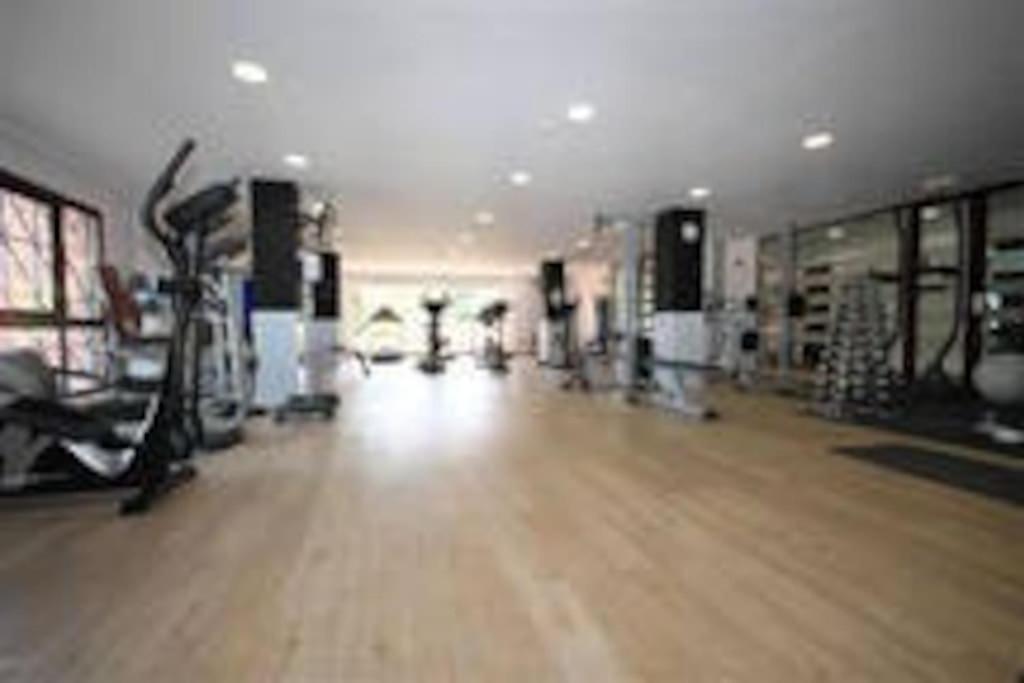 Luxury Apartment With Sea Views, Golf, Gym, Spa, 7 Pools Ojen Ngoại thất bức ảnh