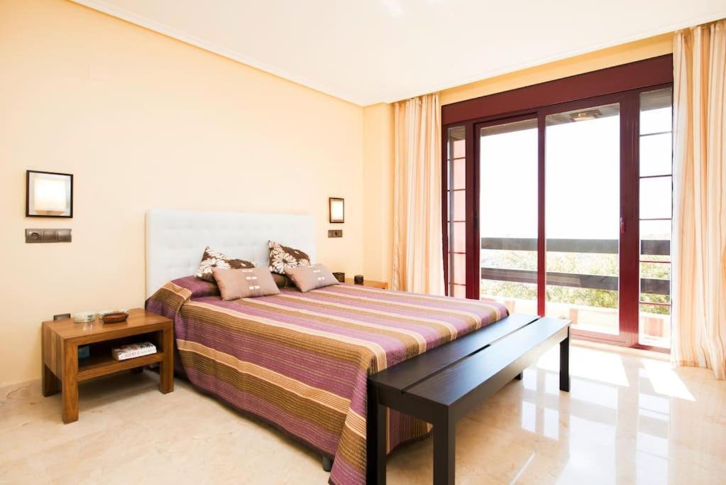 Luxury Apartment With Sea Views, Golf, Gym, Spa, 7 Pools Ojen Ngoại thất bức ảnh