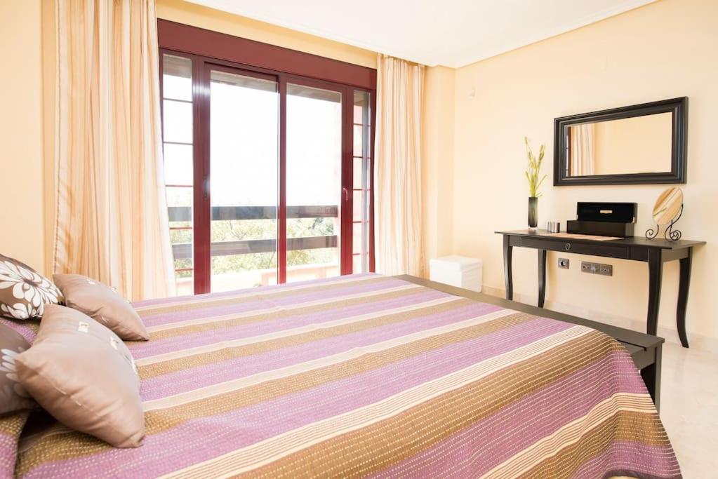 Luxury Apartment With Sea Views, Golf, Gym, Spa, 7 Pools Ojen Ngoại thất bức ảnh